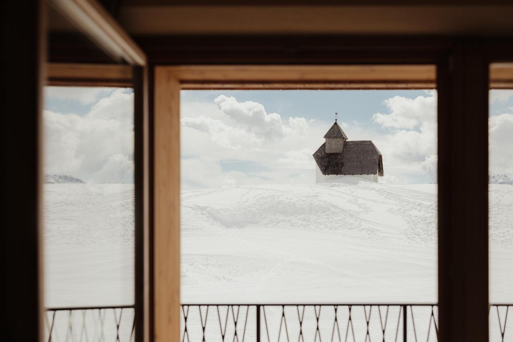 Vila Rifugio Alpino Pralongia Corvara Exteriér fotografie