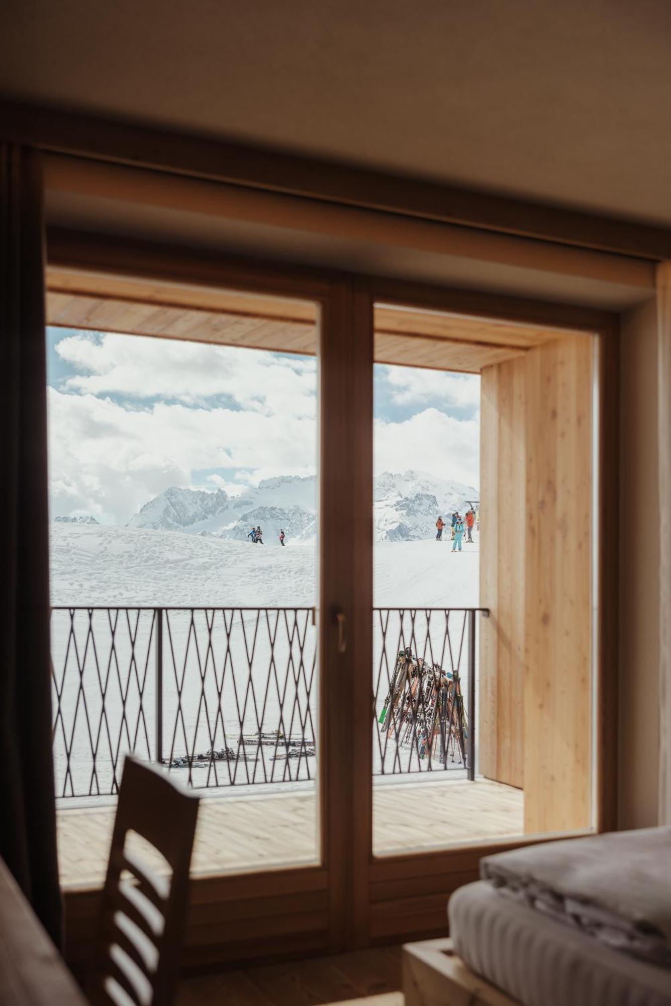 Vila Rifugio Alpino Pralongia Corvara Exteriér fotografie